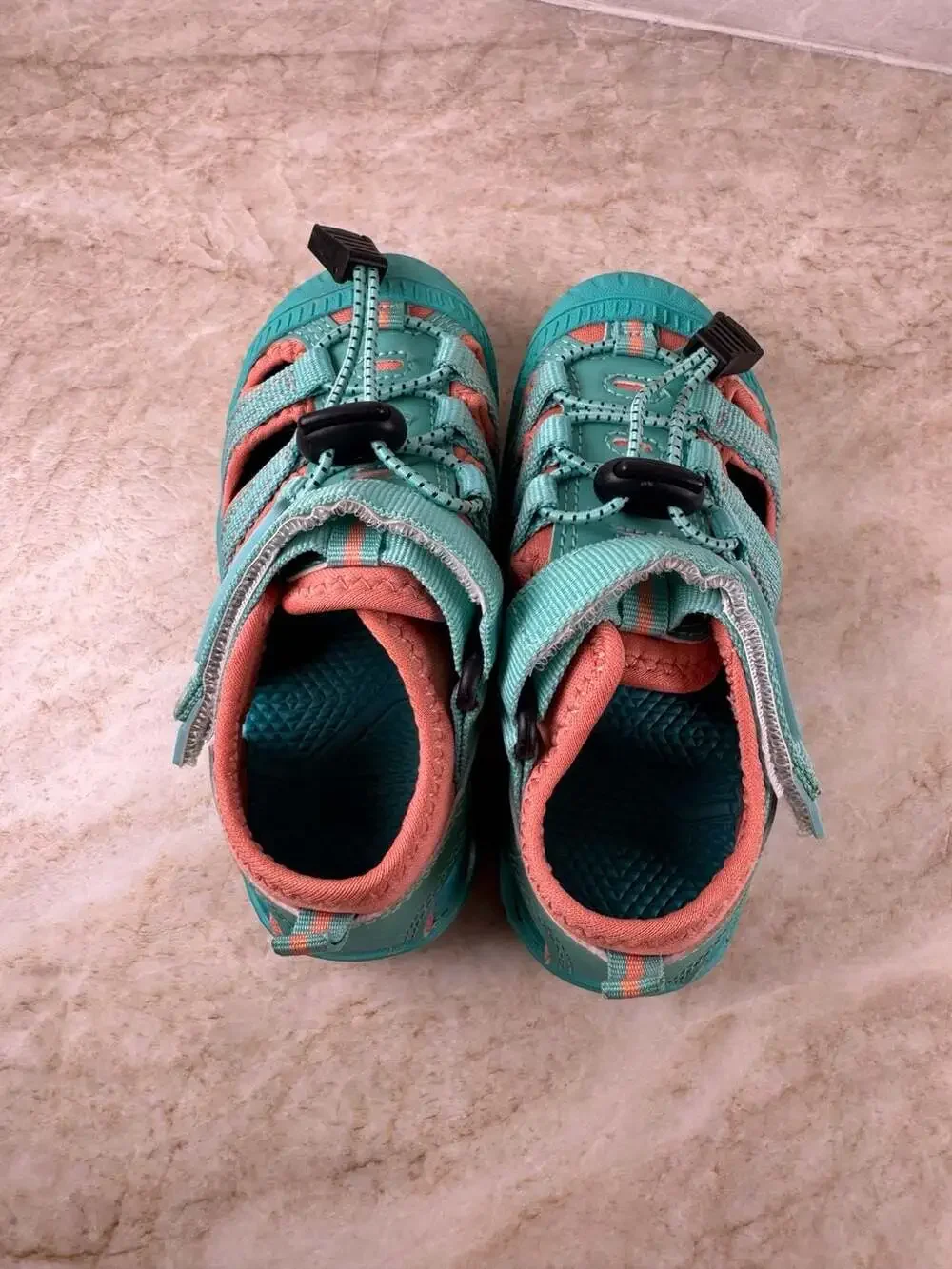 NORTIV 8 Kids Closed Toe Outdoor Sandals Youth 9 Aqua Coral Water Shoes Trail